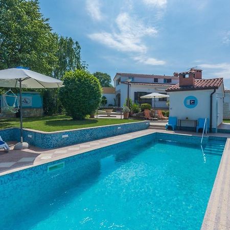 Vrvari Villa Anita With Common Pool מראה חיצוני תמונה