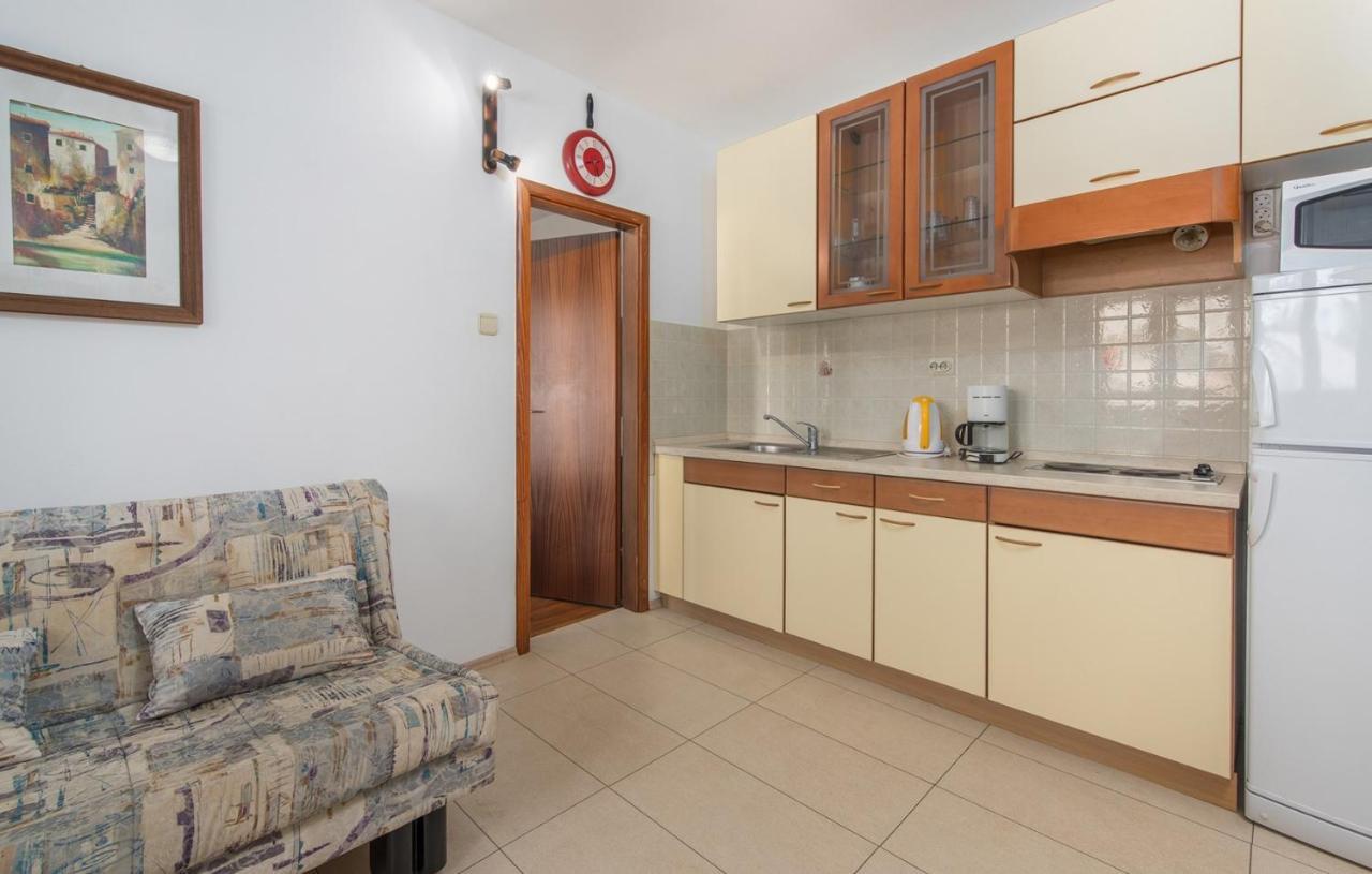 Vrvari Villa Anita With Common Pool מראה חיצוני תמונה