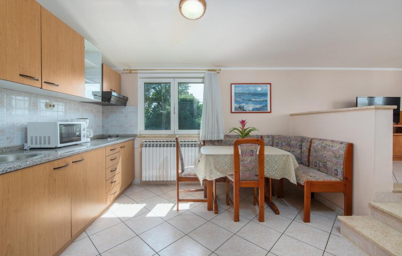 Vrvari Villa Anita With Common Pool מראה חיצוני תמונה