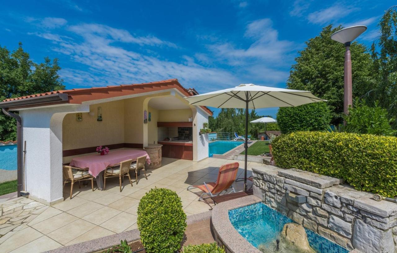 Vrvari Villa Anita With Common Pool מראה חיצוני תמונה