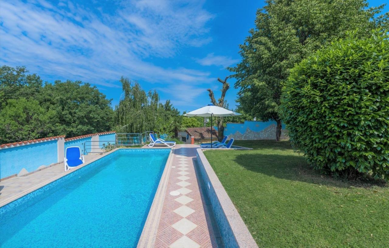 Vrvari Villa Anita With Common Pool מראה חיצוני תמונה